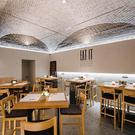 Eat It Cozy Downtown Apartments Oradea Εξωτερικό φωτογραφία