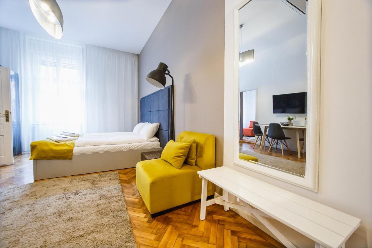 Eat It Cozy Downtown Apartments Oradea Εξωτερικό φωτογραφία