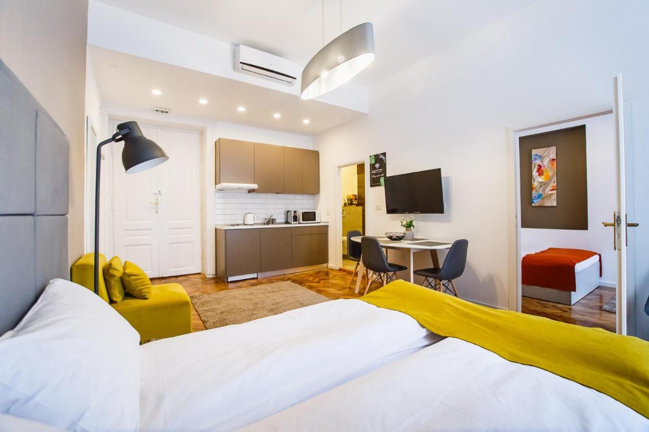 Eat It Cozy Downtown Apartments Oradea Εξωτερικό φωτογραφία