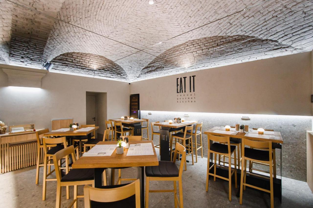 Eat It Cozy Downtown Apartments Oradea Εξωτερικό φωτογραφία